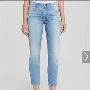 7 for all Mankind Kimmie Crop Jean